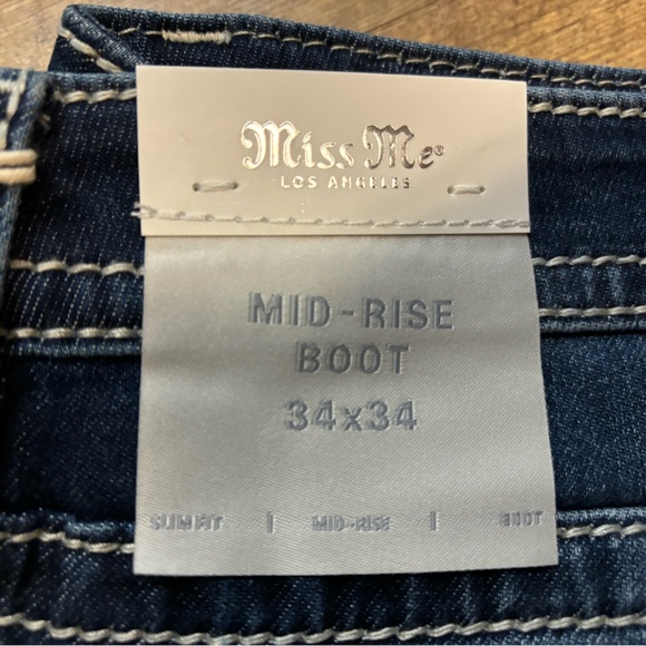 Nwt Miss Me Chloe Boot Steer Skull Jeans - Picture 3 of 3